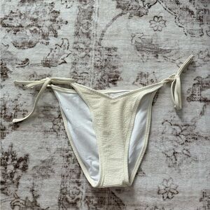 NEW Ivory‎ Rose Ivory Textured Bikini Bottom Size 10